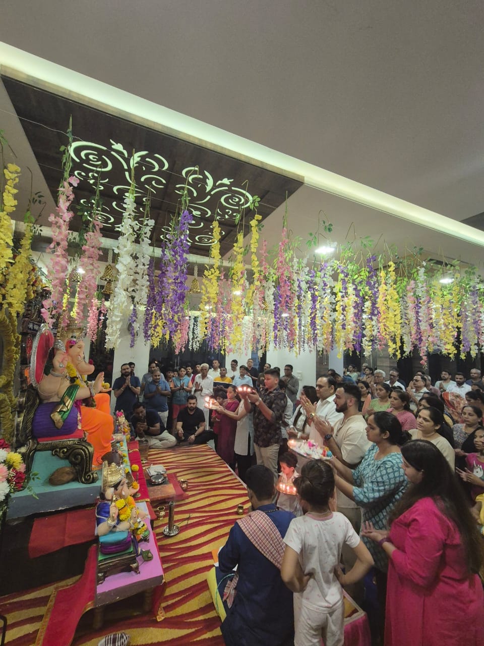 તા.૦૯-૦૯-૨૦૨૪ ના રોજ મારા ફેમિલી સાથે દ્વારકા સોસાયટી બાબેનમાં ગણેશ દર્શન કર્યા.